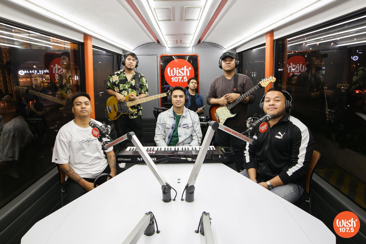 wish1075's tweet photo. @officialQUEST returned on board the Wish Bus and performed cuts from his latest album 'Dream Awake"! https://t.co/4SWxeLQrs5