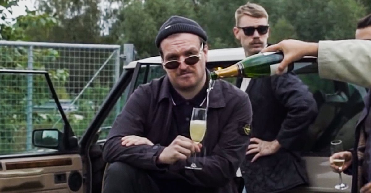 Neue Musik: Karate Andi - Spitzenprodukt 16bars.de/media/255595/k…