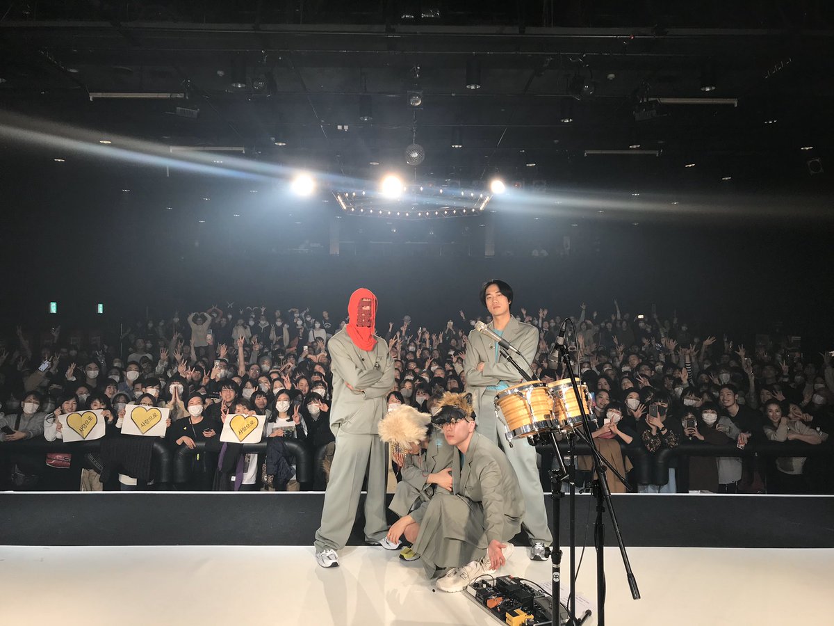 HYUKOH tweet media