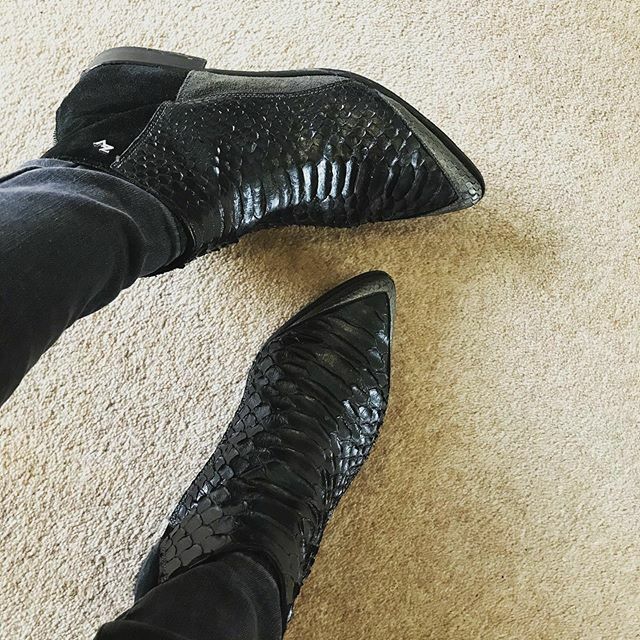 StylingMumLife tweet media