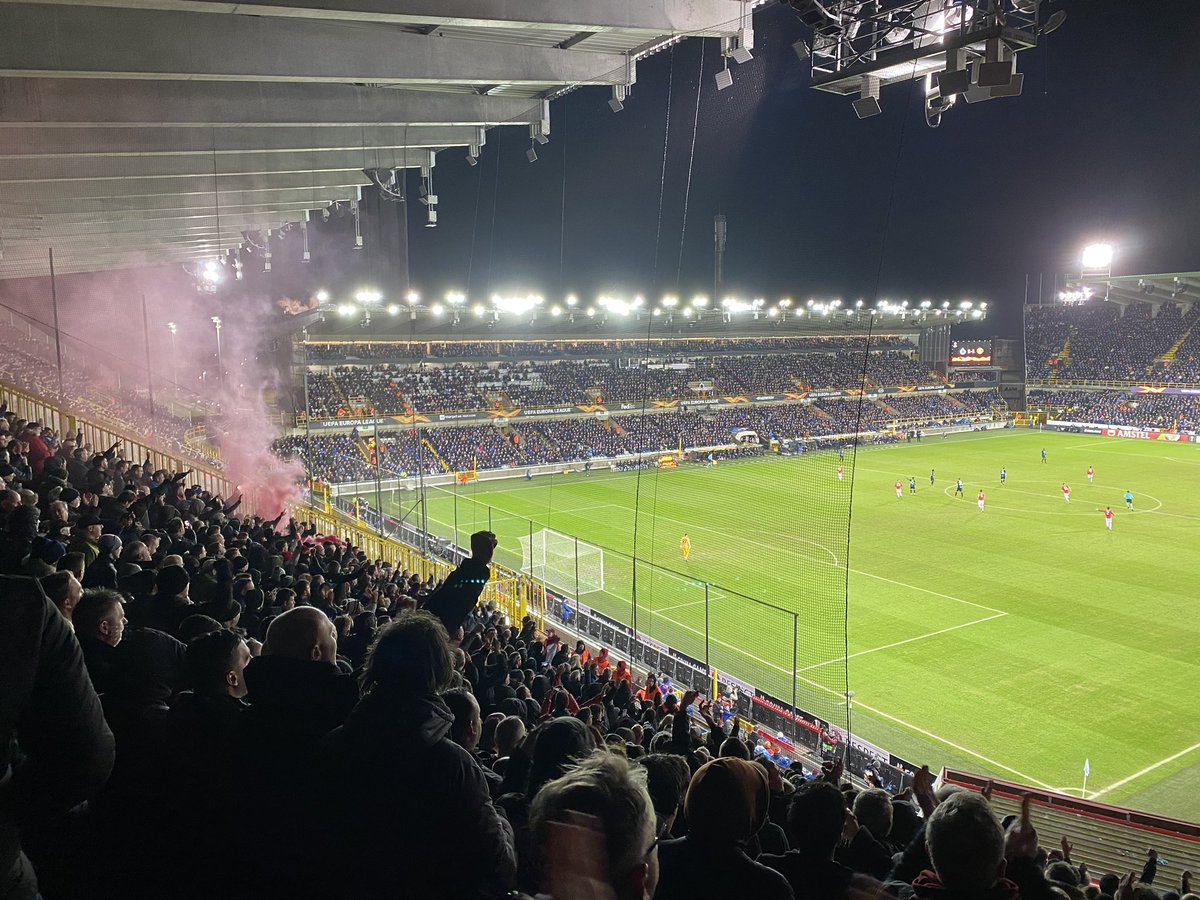 FootballFlight's tweet photo. #manutd #awaydays at #bruges 🎫 30€ #europaleague #unitedaway #casualgroundhop #footballflight #belgium #brugge #groundhopping #pyro #thechickenbaltichronicles https://t.co/DA7CzLej0j