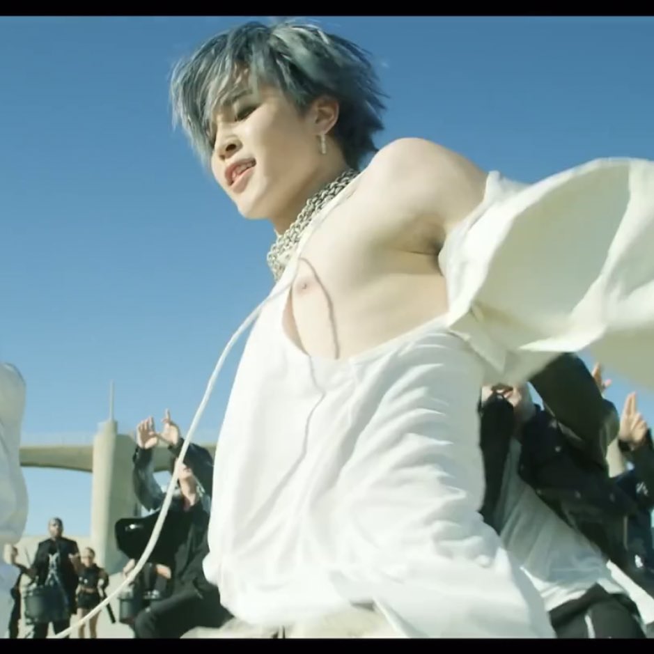 김 tweet media