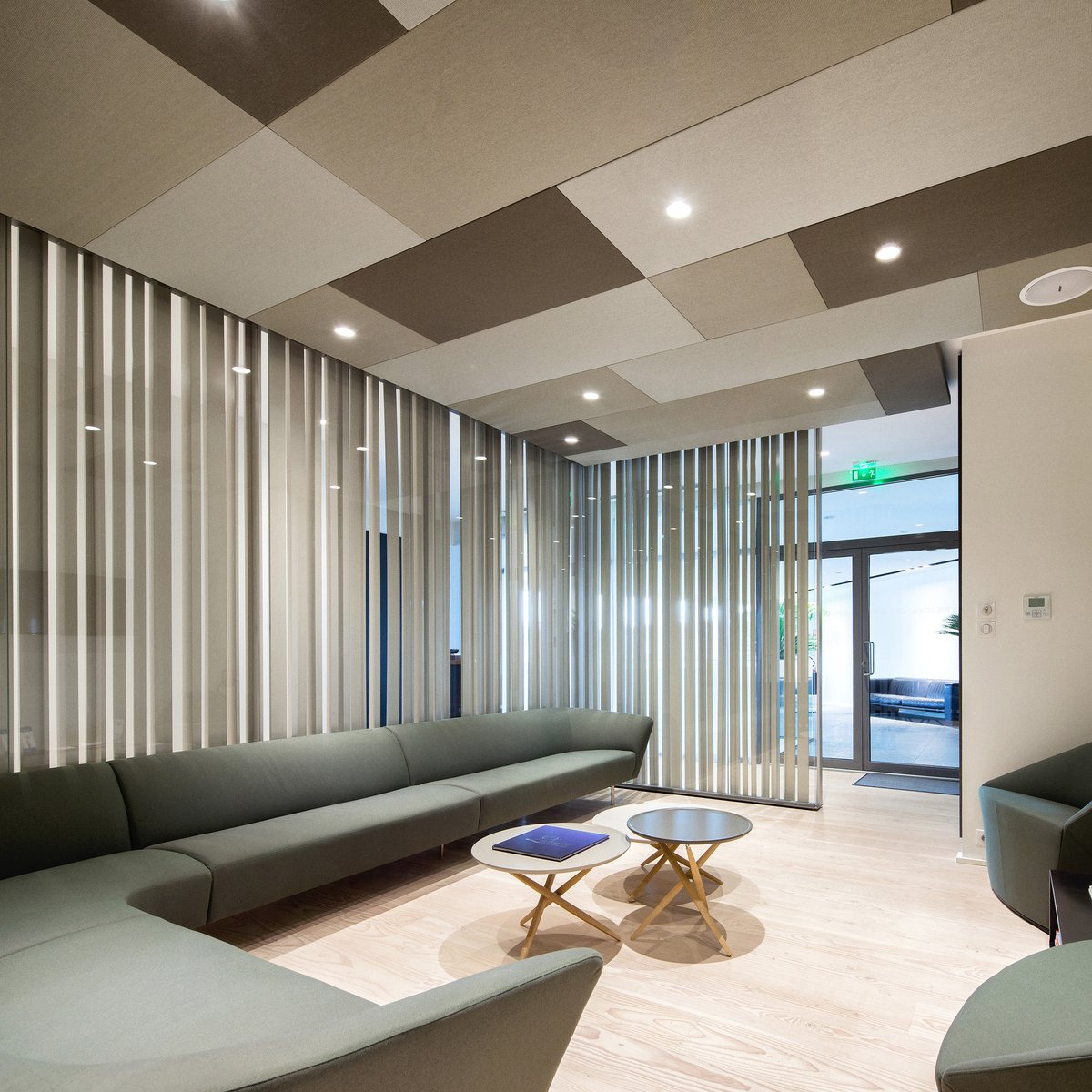 arperofficial's tweet photo. The external shape of the Azala Cabinet Médical is a reflection of its environnement; indoors, furnished with our Pix collection, have been developed while maintaining the will of unity of the whole architectural project.
https://t.co/es38GTADc7
#ArperProject https://t.co/njz3DH6hAf