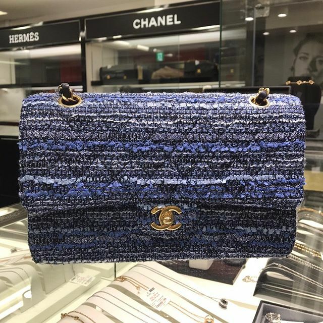 brandoff_tokyo's tweet photo. CHANEL Double Flap Chain Shoulder Bag
BRAND OFF Online Store
https://t.co/IUreEPqWnA
eBay
https://t.co/sL6skNWPvX
#CHANEL #Doubleflap #Chain #Shoulderbag #Bag
#Luxury #Vintage #Used #Authentic #Brandoff #eBay https://t.co/xT4jDkgHtX