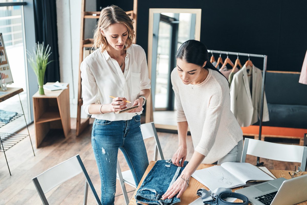 LignesFormation's tweet photo. Devenez un(e) pro' de la #mode grâce au CAP MMVF, diplôme clé du secteur ! 🤗🧶
Préparez-vous en ligne à l'examen avec nos équipes ! 💪

Par ici ➡➡ https://t.co/oe8vgTFPLm

#formation #elearning https://t.co/WnHu7qZHCj