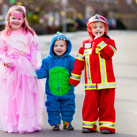 Continium's tweet image. 💗💛💚 Ga je ook carnaval vieren? Wij ook! Daarom is Continium op zondag 23, maandag 24 &amp;amp; dinsdag 25 februari gesloten. Zaterdag 22 februari zijn we dus gewoon geopend. Kinderen t/m 12 jaar zijn zelfs gratis van woensdag t/m zondag! 

Alle details: continium.nl/nl/carnaval-vo…