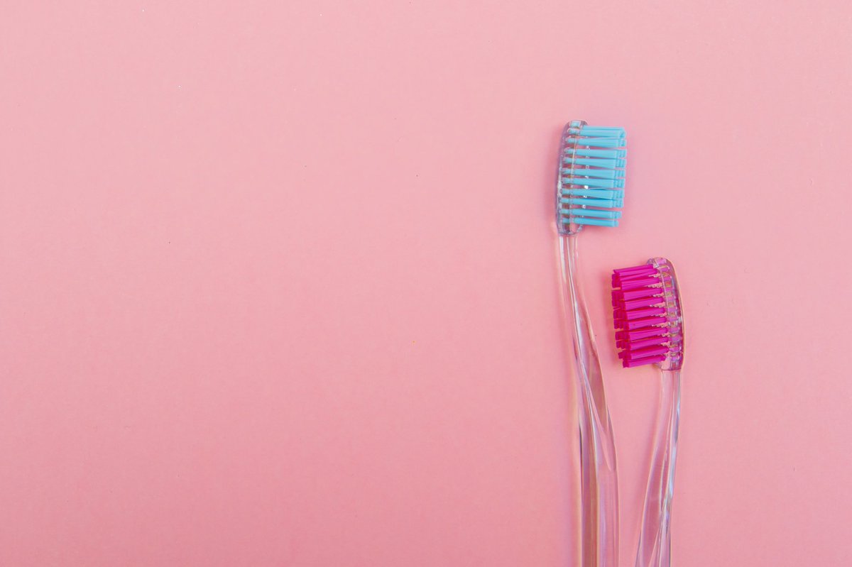 Did you know that you are supposed to change your toothbrush every three to four months? We understand the importance of oral care so head over to easho.co.uk and check out Georganics - a fun, sustainable approach to dental care!! 💙