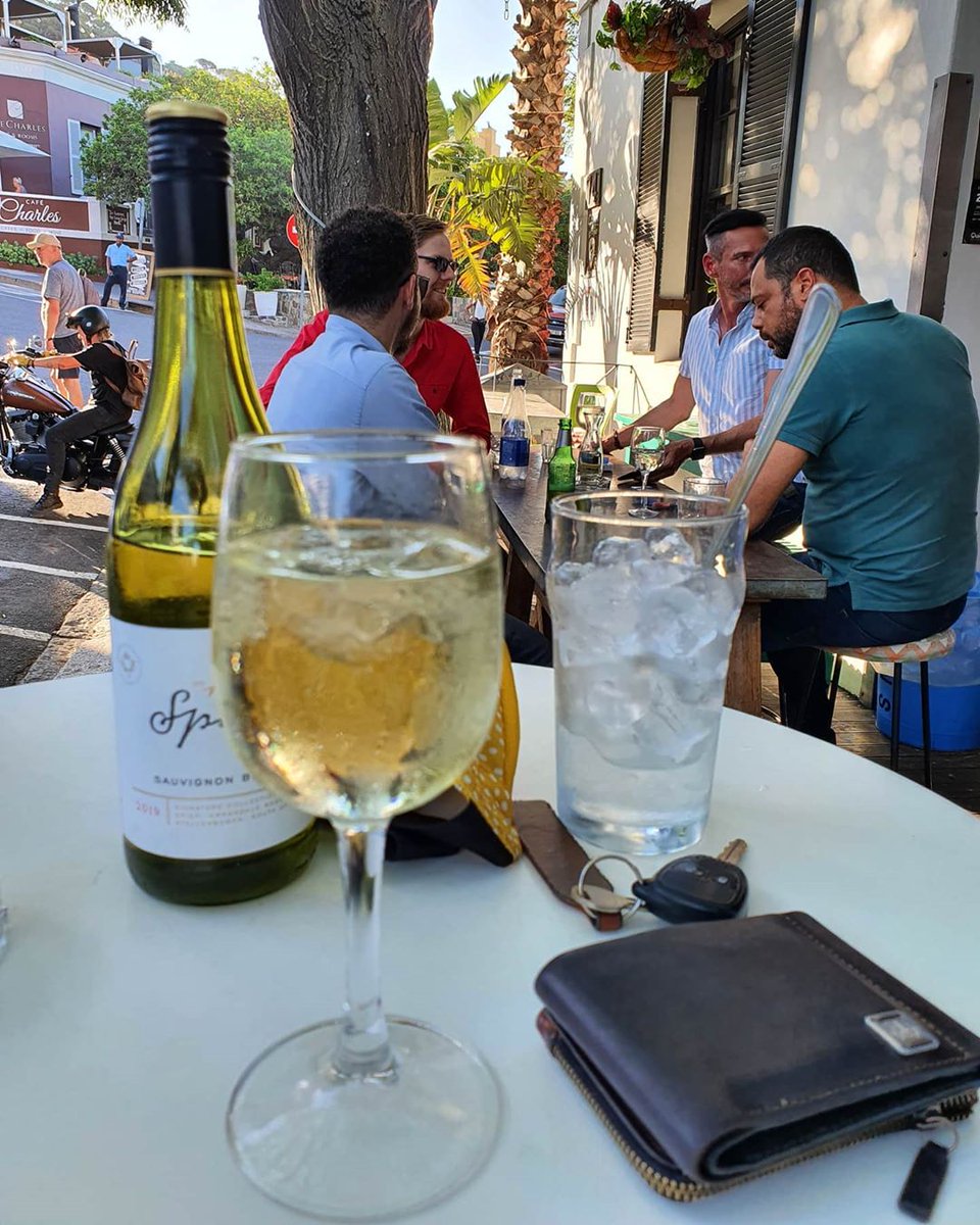 Join #CafeManhattan for Happy Hour Drinks everyday from 4pm to 6pm and at 10pm until close!

With a range of 2-4-1 Beers and Cocktails including our house wine and tequila.

📍 : 74 Waterkant St, De Waterkant, Cape Town, 8001
☎️ : 021 421 6666
📨 : manhattan.co.za