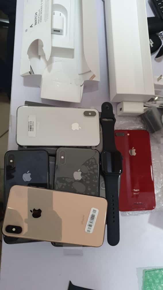 speak2jeph's tweet photo. New arrival 🔥
IPhone 8plus 64gb for 130k
 256gb for 155K. Iphone X, XS, 11 &amp; 11 pro . Available💥 #Dconnect @awa_karis #AbujaTwitterCommunity @woye1 @lovefalson5_fsh
@ABUJAPLUG @Ochemercy3 @Abuja_Facts @Amfreshent @imoleayomichael @Uncle2Triplets @woye1 https://t.co/0NZU89eICa