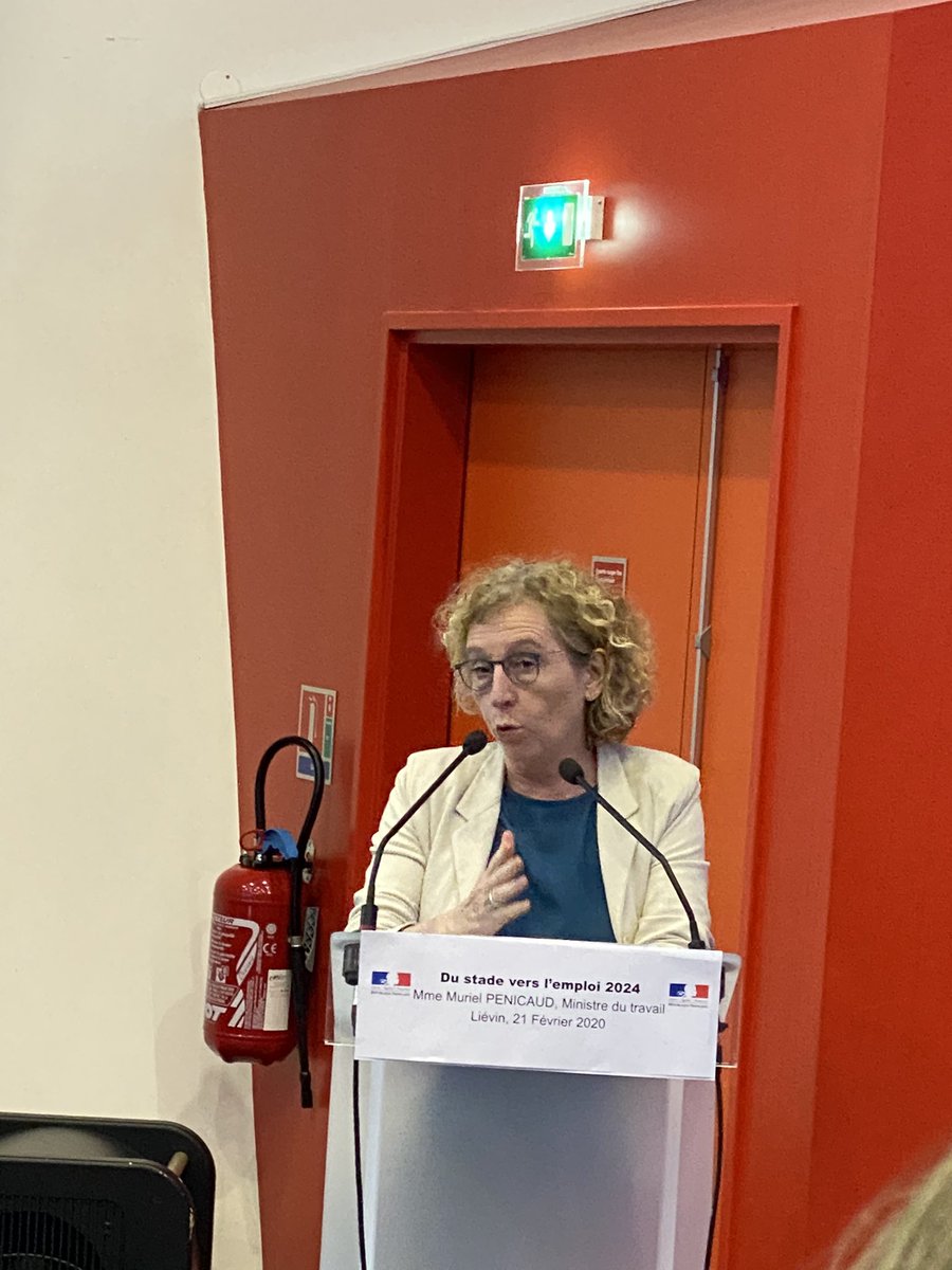 VINET1's tweet photo. Le recrutement sans CV est une chance pour les candidats et la chance pour les entreprises de découvrir des talents. #osons @Synergie @poleemploi_HDF @LamblinPhilippe @murielpenicaud https://t.co/xoNI8K32bB