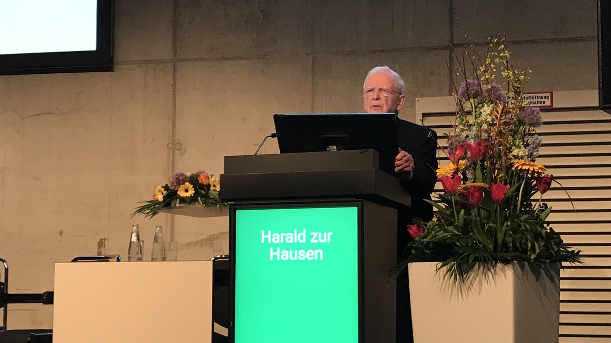 Ein Highlight des #Krebskongress: #Nobelpreisträger Prof. zur Hausen spricht über Standards zur primären #Krebsprävention. 

#dkk2020
#DeutscheKrebshilfe #deutschekrebsgesellschaft