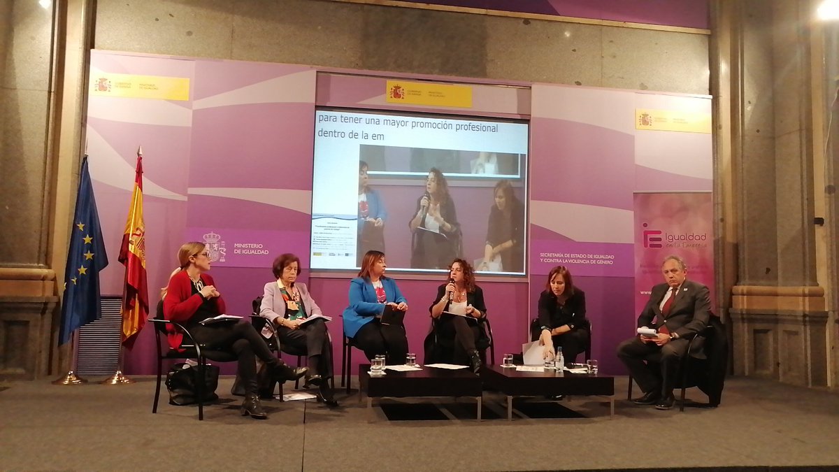 La valoración de puestos de trabajo como punto de partida para corregir la brecha salarial. Uno de los temas tratados en la primera mesa de la Jornada sobre Igualdad Retributiva <a href="/Inmujer/">@inst2021</a>