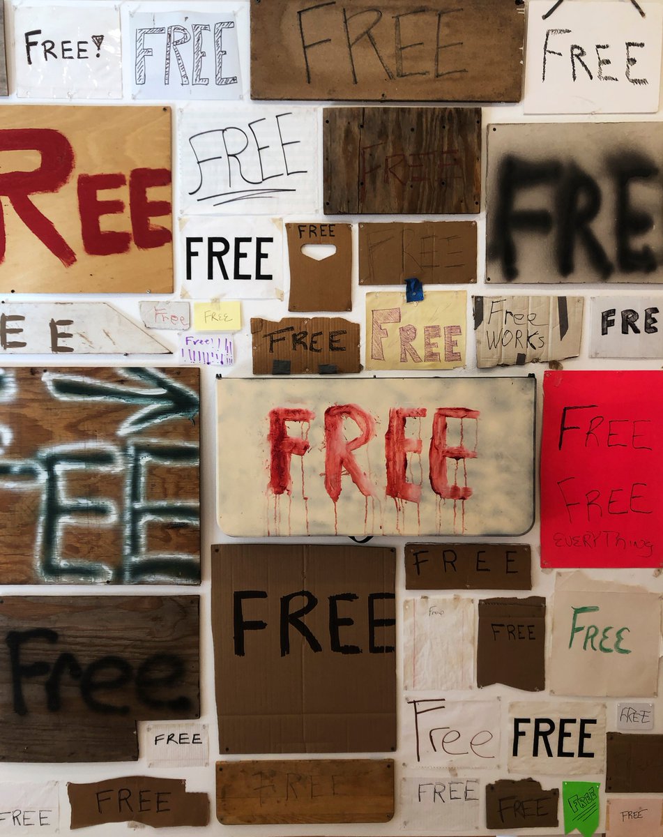 GalleryKayafas's tweet photo. "FREE!" is on view through February 28, 2020.
-
"FREE!" is a site-specific piece and a selection of 115 FREE signs from Jonathan Gitelson's collection of 315. 

#Boston #BostonArts #SoWa #Photography #contemporaryart #JonathanGitelson #FREE #BostonSoWa #art #foundart #sculpture https://t.co/qOUtqezvWM
