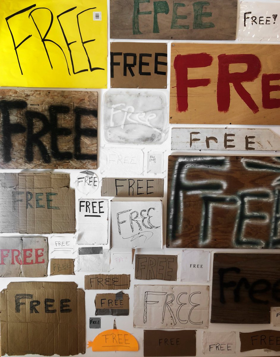 GalleryKayafas's tweet photo. "FREE!" is on view through February 28, 2020.
-
"FREE!" is a site-specific piece and a selection of 115 FREE signs from Jonathan Gitelson's collection of 315. 

#Boston #BostonArts #SoWa #Photography #contemporaryart #JonathanGitelson #FREE #BostonSoWa #art #foundart #sculpture https://t.co/qOUtqezvWM