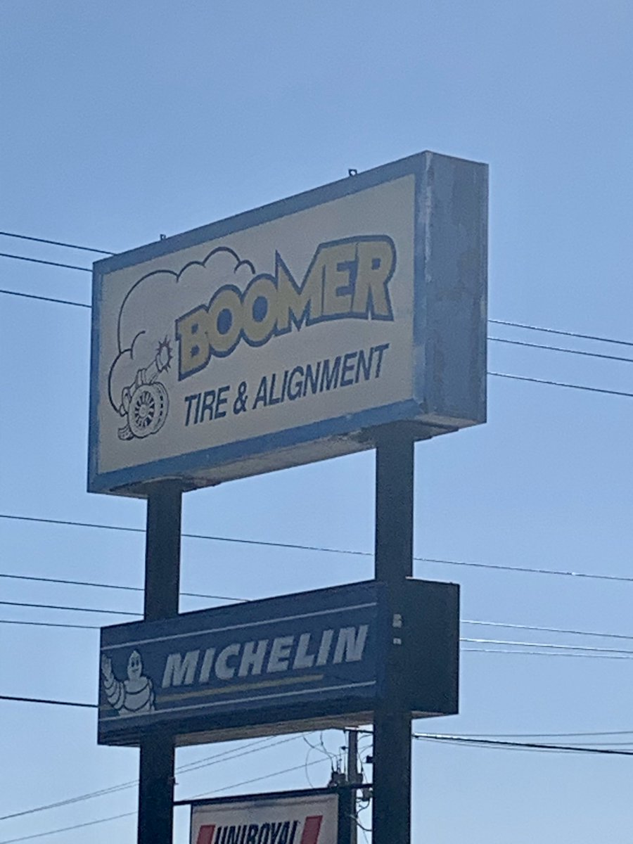 42thewolf's tweet photo. Hay @PopNobody I bet you get your vehicles worked on here https://t.co/OE2d7ZjBev