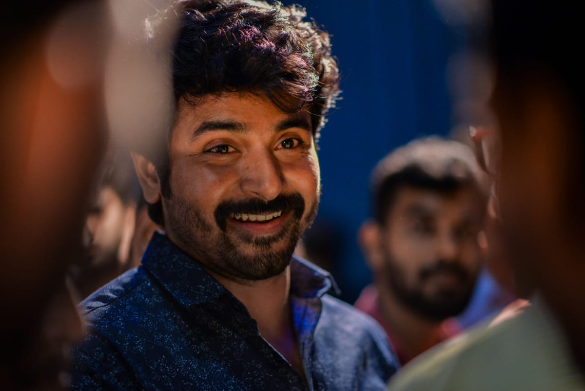 SKFC_Team's tweet photo. Most Retweeted Poster ;-
1. #AyalaanFirstLook : 9.1K+
2. #DoctorFirstLook : 8.5K+
3. #HeroSecondLook : 6.8K+
Most Liked Poster ;-
1. #AyalaanFirstLook : 58.8K+
2. #DoctorFirstLook : 57.5K+
3. #HeroSecondLook : 49.8K+
#Ayalaan #Doctor #Hero @Siva_Kartikeyan https://t.co/nn5oINR4jW