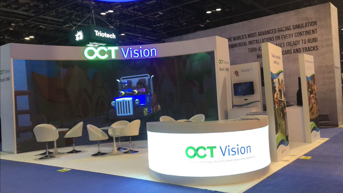terryleefla's tweet photo. When you have a trade show booth and need to grab some attention use the old curved video wall with cartoons. https://t.co/nKINEOrX8u