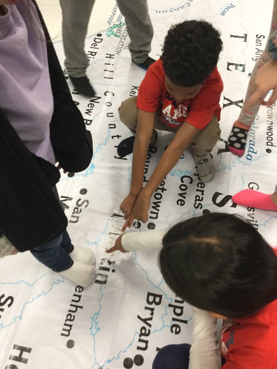 KarissaSpriggs's tweet photo. Checking out the Giant Texas Map today! https://t.co/1QypF2hCiD
