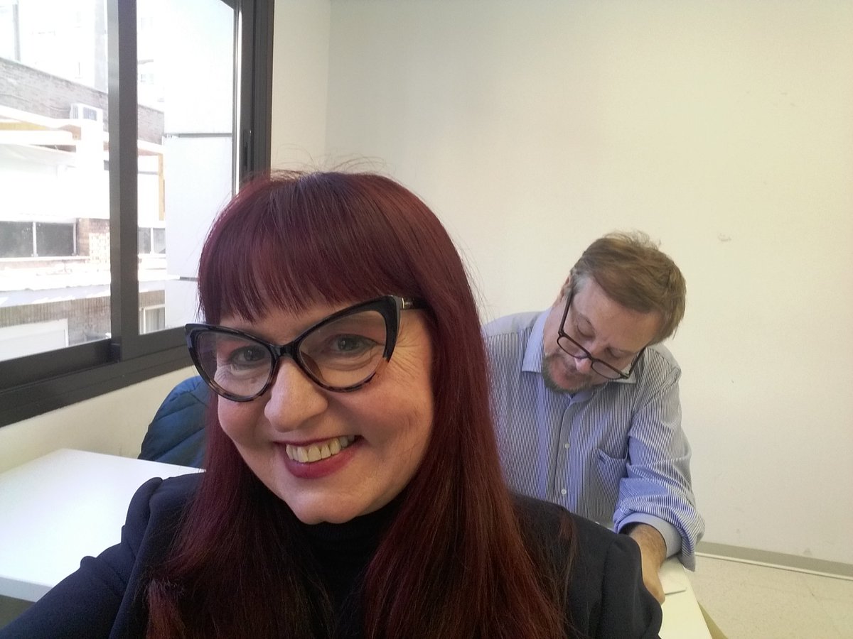 loslunessinsol's tweet photo. A punto de comenzar.
@eicomunicacion
#CopyCreativo
By @jdeltio & @ocanaheadhunter https://t.co/5IqK82or4p