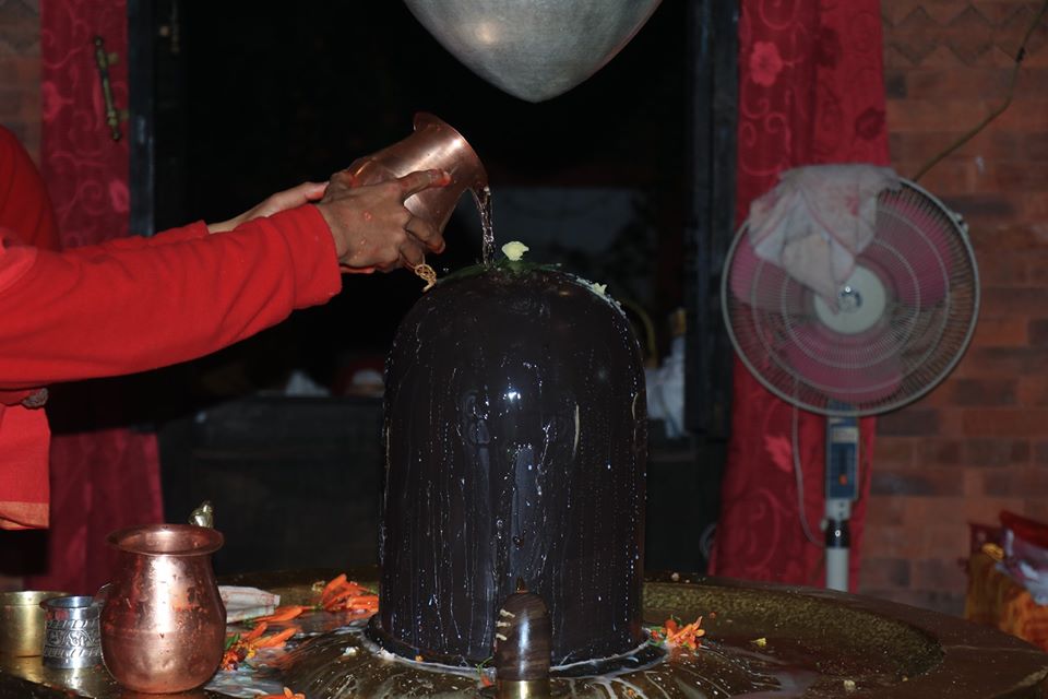 sanaatan_dharma's tweet photo. ll ॐ नमः शिवाय ll
"महेश संस्कृत गुरुकुल "
#महाशिवरात्री #शिवरात्रि #हरहरमहादेव
#HarHarMahadev #Mahashivratri #MahaShivRatri2020
#Devghatdham #Shivratri #MahaShivaratri
#Tanahun #Nepal https://t.co/FwE0oNWAWd