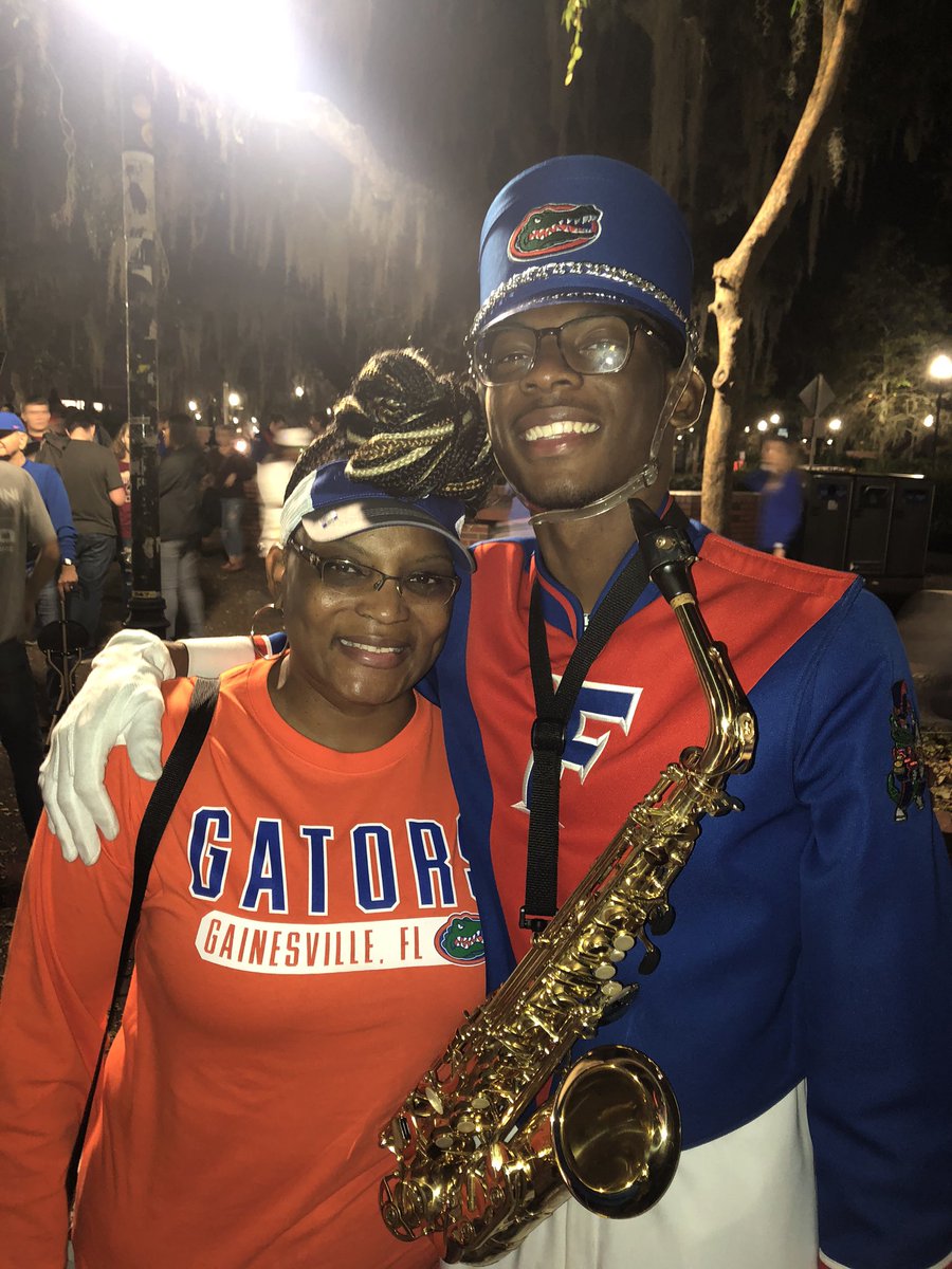 DTerminedtoBeMe's tweet photo. One more week and my baby will be home for Spring Break! #OurFinale #SaxMan #FutureEngineer #MyMoo #BabyGator 🧡💙 https://t.co/aZeLPiETwV
