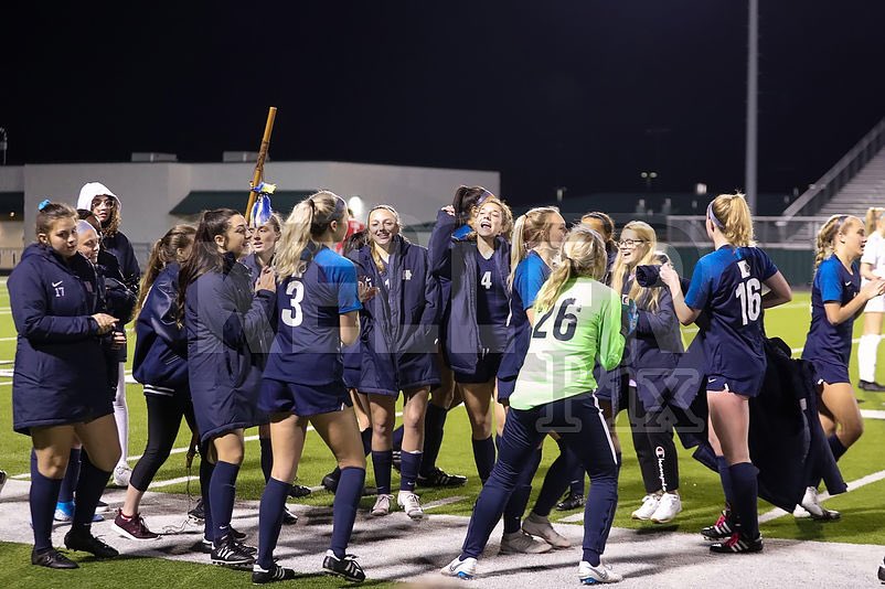 ‼️HUGE GAME TODAY‼️
⏰ 7:30
🆚SOUTHLAKE
📍SOUTHLAKE🐉
🗣BE THERE AND BE LOUD🗣