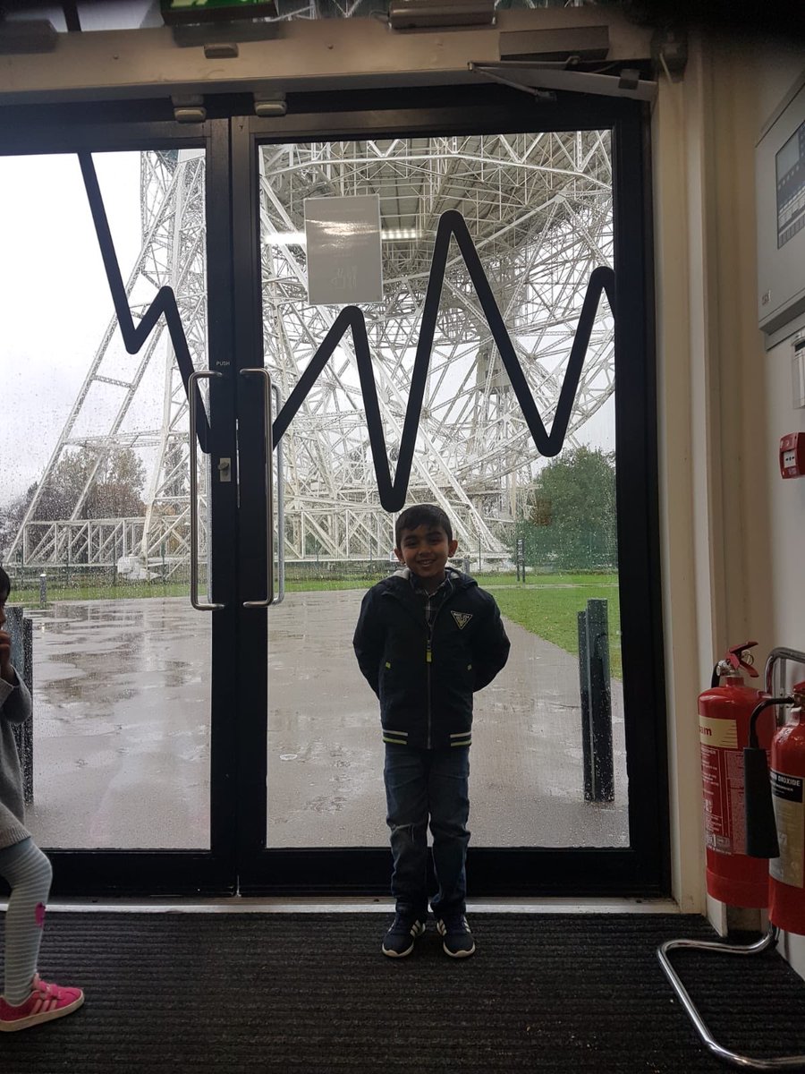 humtar's tweet photo. Ayaan and Haniyah enjoying an exciting day at @jodrellbank learning about space and the solar system #lovetolearn #learningaboutspace @Beaumontprimary @bpsreception https://t.co/cndLOxAMG2
