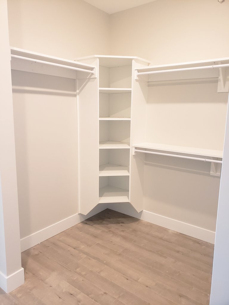 bevanenterprise's tweet photo. Kitchens are being installed! Still have one large penthouse suite available with 9' ceilings on Centennial Drive! #charlottetown #apartments https://t.co/U2nxd3n052
