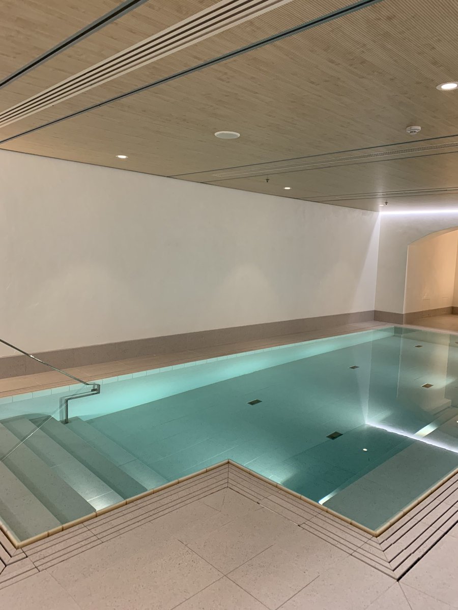 Juuri niin ihana kun oli kerrottu. Ihastuttavan upea kerrassaan. Täydet pisteet, myös synttärilahjan antajille. Tietävät mistä pidän❤️#stgeorgehelsinki #momentsaremore