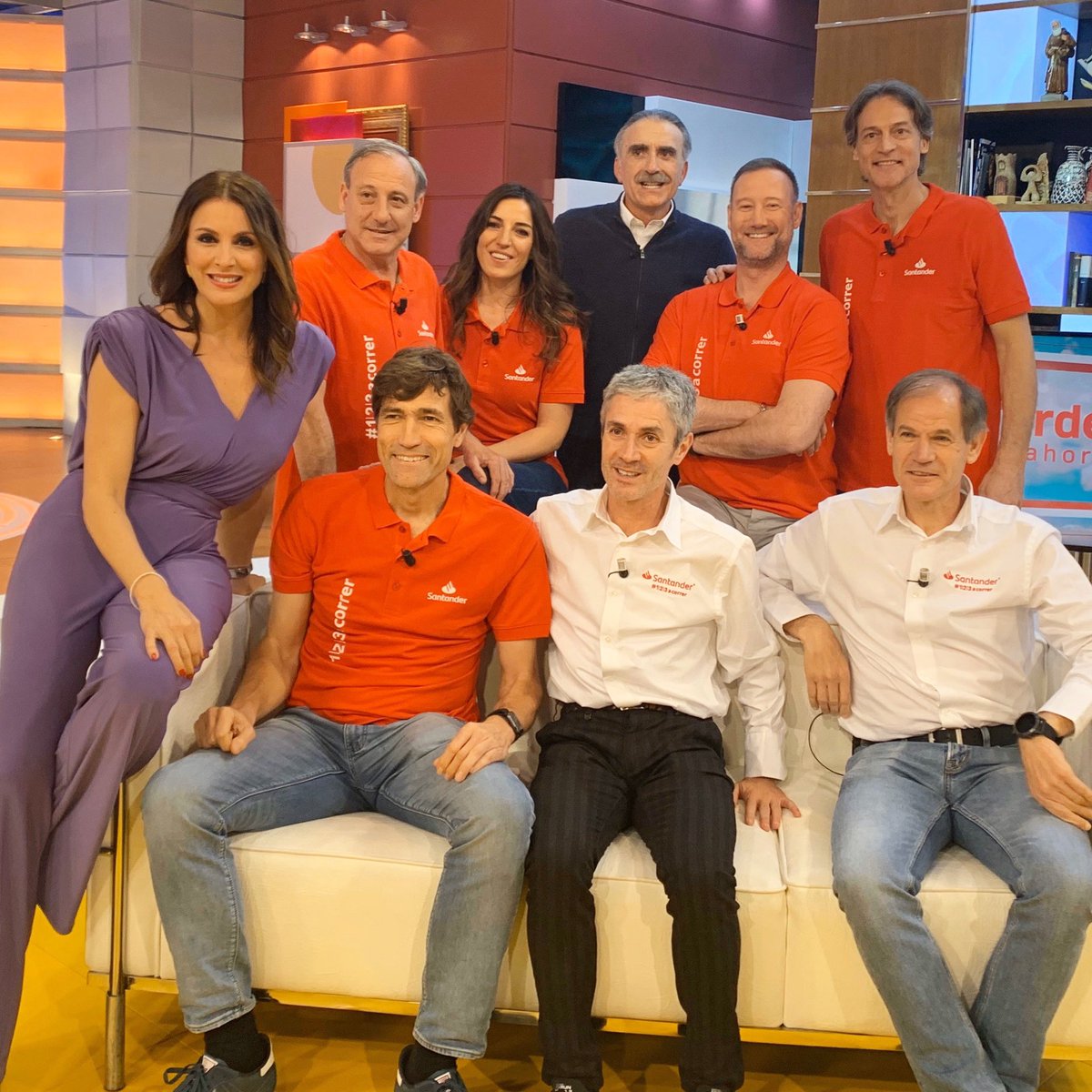 Evaruizcanalsur's tweet photo. Este viernes está siendo el preludio de un fin de semana fantástico!! Visita en @latarde_rtva de #pedrogarciaaguado #juliosalinas #fermincacho #martinfitz #elipinedo #abelanton #rafapascual         👕👖 @panambicollection https://t.co/AehfcpLyOj