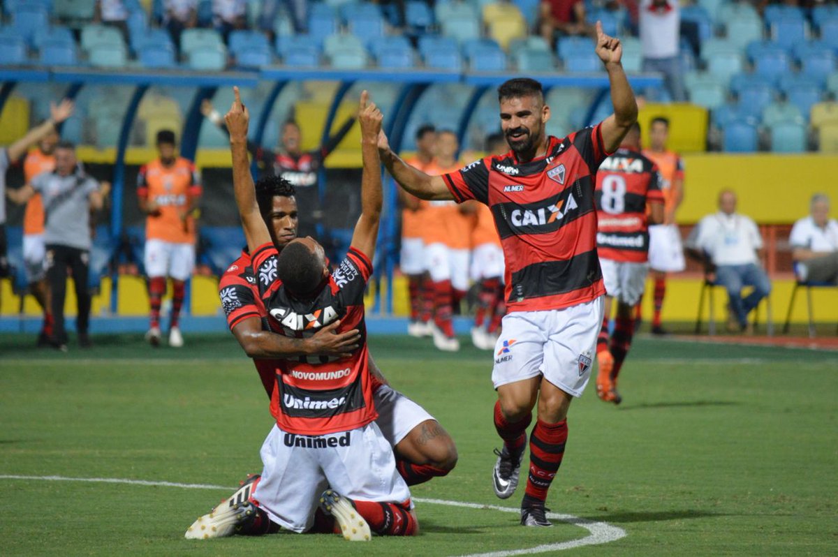 AtleticoGoCBFM's tweet photo. PODEM COMEMORAR! O Dragão vence o Vitória pela Copa do Brasil e, de forma surpreendente, está na semi-final! 🎊🎉🥳🥳🎉🎊
#CBFM #FMON #Dragao #OMAIORDOCENTROOESTE https://t.co/bFlV1kG2zs