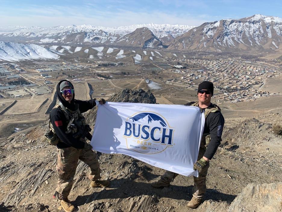 grant_reinking's tweet photo. @BuschBeer just some Busch drinkers enjoying the mountains of Afghanistan https://t.co/OkPQf54Cb9