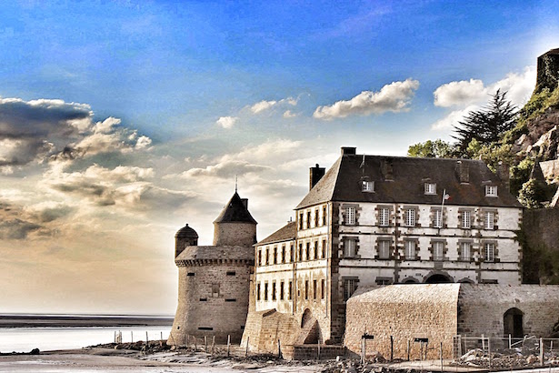 Mont St. Michel in #France --> bit.ly/1kxi3vU  #Travel #PhotooftheDay #History
