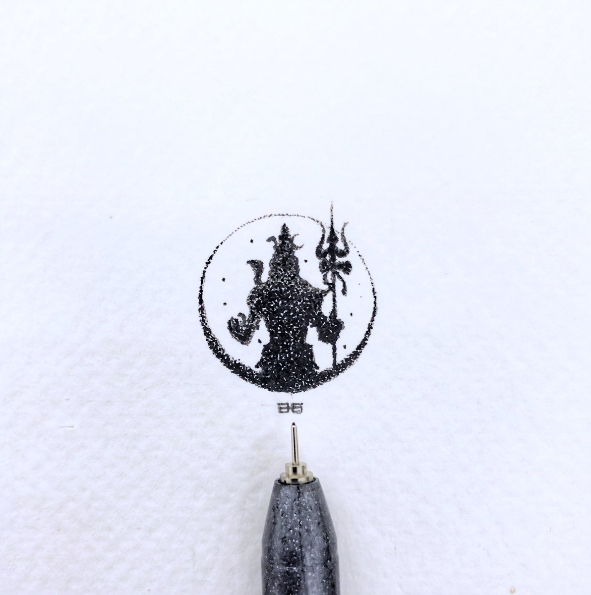 Artistsix's tweet photo. மஹாசிவராத்திரி Shiva Shamboo #IArtShiva #MahaShivRatri2020 #ishayoga #artistsix #paarvaigalpaintings #pointillism #tinytypography #tinyart @ishafoundation @IshaUSA @ishavidhya @SadhguruJV @vijaytelevision @cinemapayyan @poornanov10 https://t.co/OxMhtQIS1N