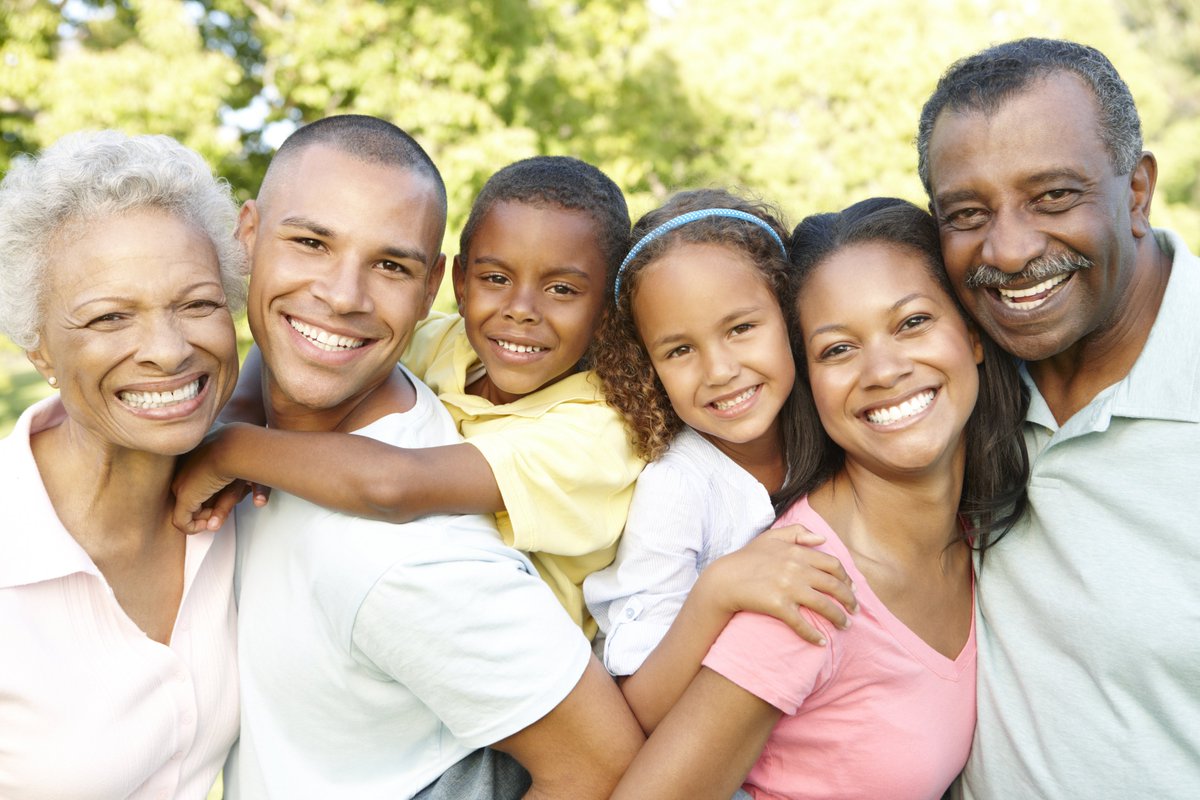 MinukSmile's tweet photo. Did you know that we’ve seen patients as young as 16, and as old as 103 due to missing teeth?
We are proud to offer a variety of services for all ages.
#denture #partialdenture #dentalimplant #digitaldenture #mouthguard #familyowned #consumerschoice #Winnipeg #smile https://t.co/EwyO5SRX1Q