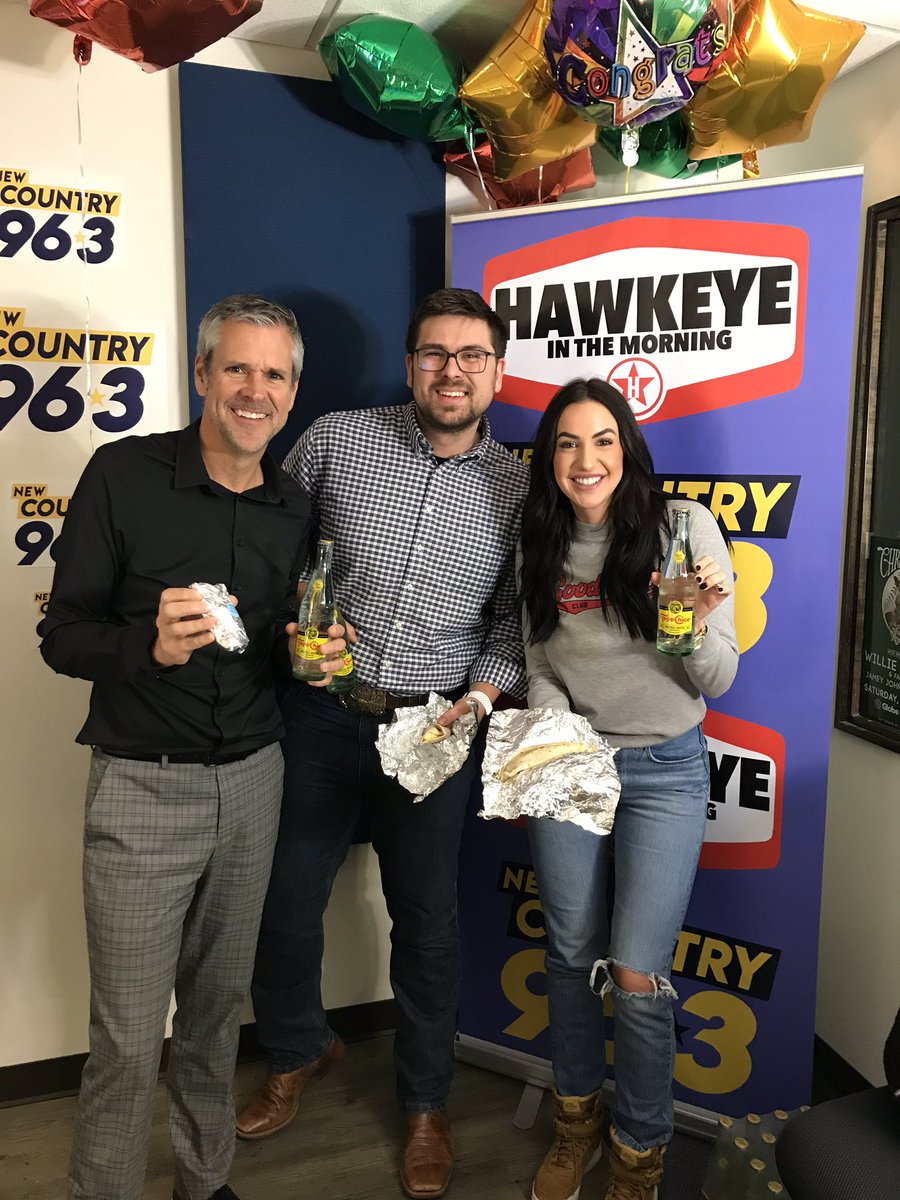 sstewartPR's tweet photo. Kicked off the day by sharing some #RustyTaco Breakfast Tacos and @TopoChicoUSA with my friends @HawkeyeOnAir and @theconnectedk at @963kscs to celebrate #NationalMargaritaDay!
Head to Rusty Taco to try the all-new #Toporita this weekend! https://t.co/gkHwzOfuRM