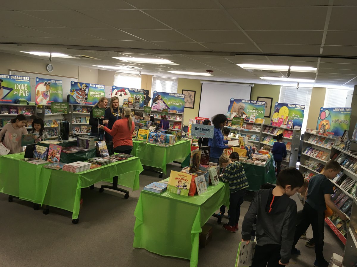 SunsetHillWPS's tweet photo. Book Fair preview day! We're making our lists of great new reads! The book fair is open during the day - and during conferences - through Feb 27. #ilovetoread #ontheSunnySide https://t.co/WAGdjspaII
