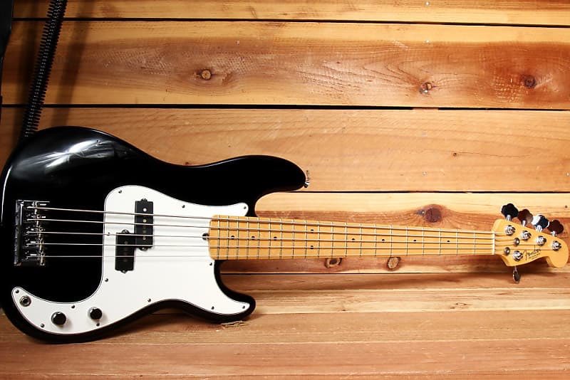 https://reverb.com/item/32307726-fender-2011-american-standard-precision-ba...