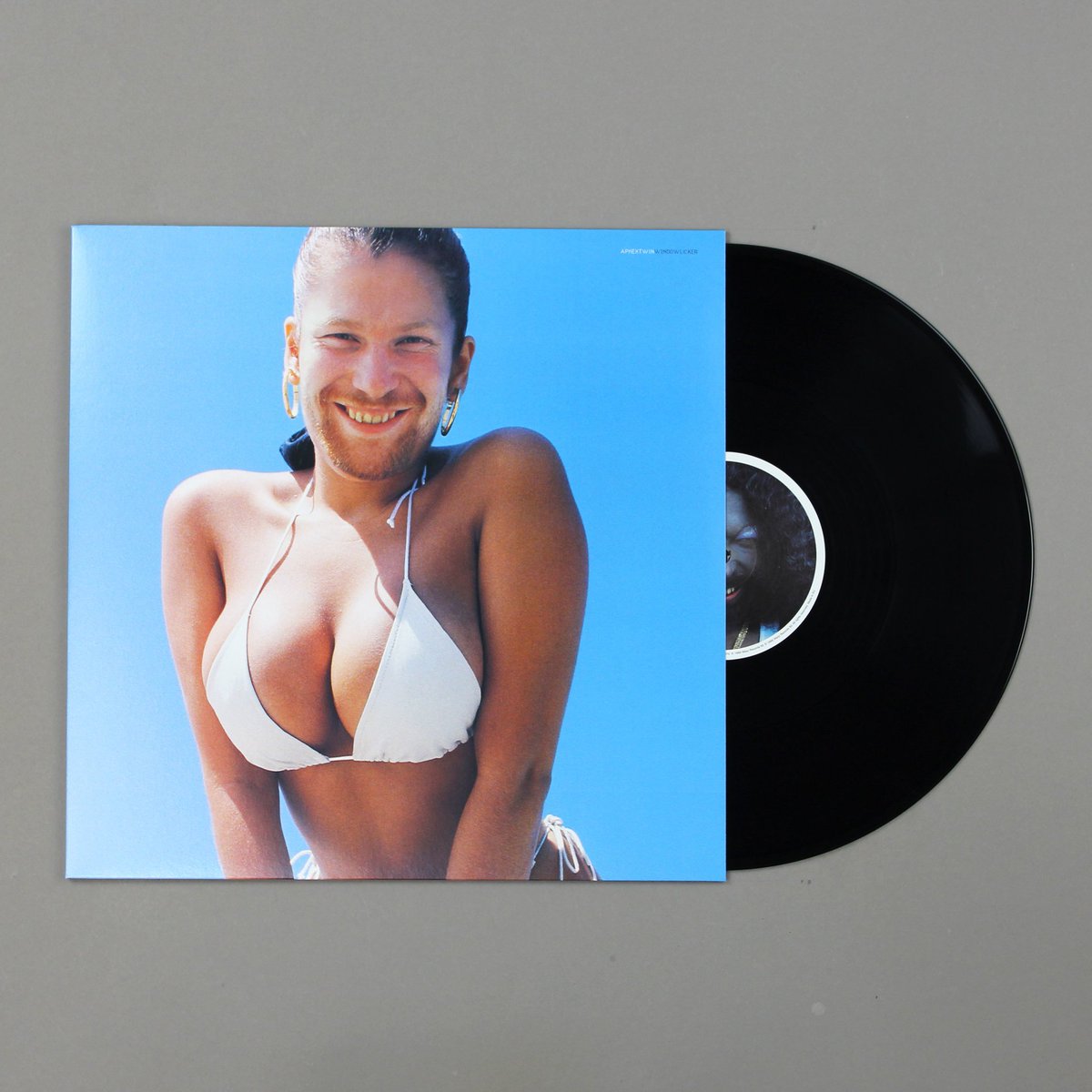 Bleep (@bleep) on Twitter photo From The Archives:
Aphex Twin - Windowlicker
<a href="/WarpRecords/">Warp Records</a>
bleep.com/release/26050-…
<a href="/AphexTwin/">Aphex Twin</a>
Quite unlike anything else he's ever done, 'Windowlicker' is perhaps the most accessible and dancefloor-friendly track Richard D James has ever created. From The Archives:
Aphex Twin - Windowlicker
<a href="/WarpRecords/">Warp Records</a>
bleep.com/release/26050-…
<a href="/AphexTwin/">Aphex Twin</a>
Quite unlike anything else he's ever done, 'Windowlicker' is perhaps the most accessible and dancefloor-friendly track Richard D James has ever created.