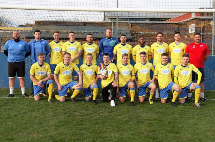 GedlingMWFC's tweet image. Best of luck to local boxer and friend of the club @itsLeighWood in his #GoldenContract semifinal bout this evening.