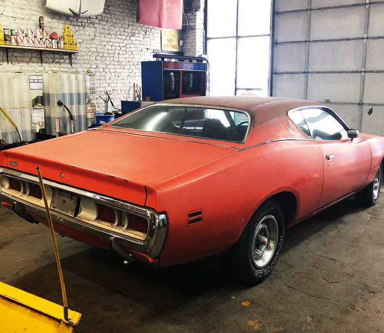ClassicCarsSMG's tweet photo. Survivor wearing its original EV2 paint
1971 #Superbee ππ
Visit our website: https://t.co/4bXzGmRAIK
Call us at 303-296-1688
#ClassicCarsForSale
#CarsForSale
#1971Superbee
#N96AirgrabberHood https://t.co/v8kTepjG3x