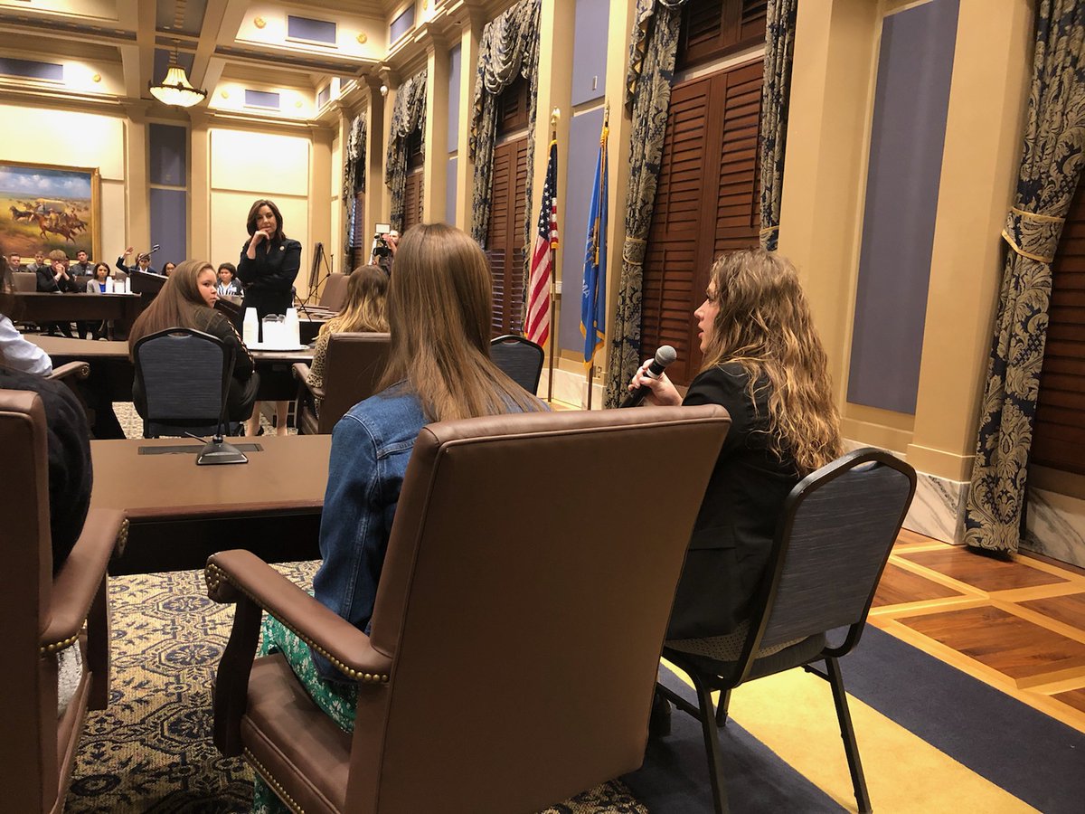 oksde's tweet photo. Students discussing what they need schools to provide by graduation @joy4ok's Student Advisory Council: Latta HS senior Magdaline Dansby stresses importance of robust internships #OKICAP ππ» @joy4ok: Internships don't have to be complicated; can happen right in your school #oklaed https://t.co/1bIjyZO9Jb