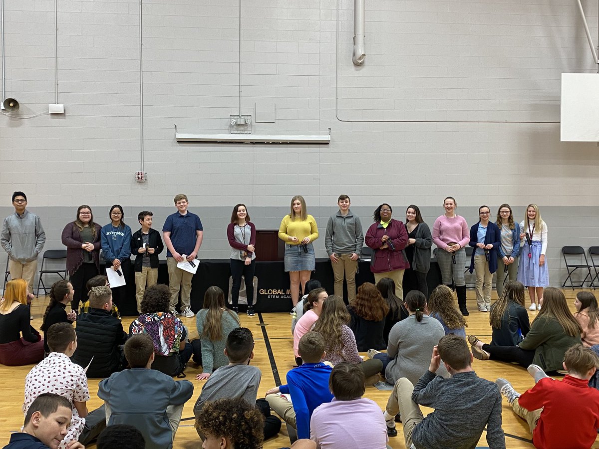 KKeriazes's tweet photo. Congratulations to all the @GIMiddleSchool #STEM fair district qualifiers for @CentralState87 and @OhioFFA! #GISAscience8 #OAISS https://t.co/R0m7pAPkcW