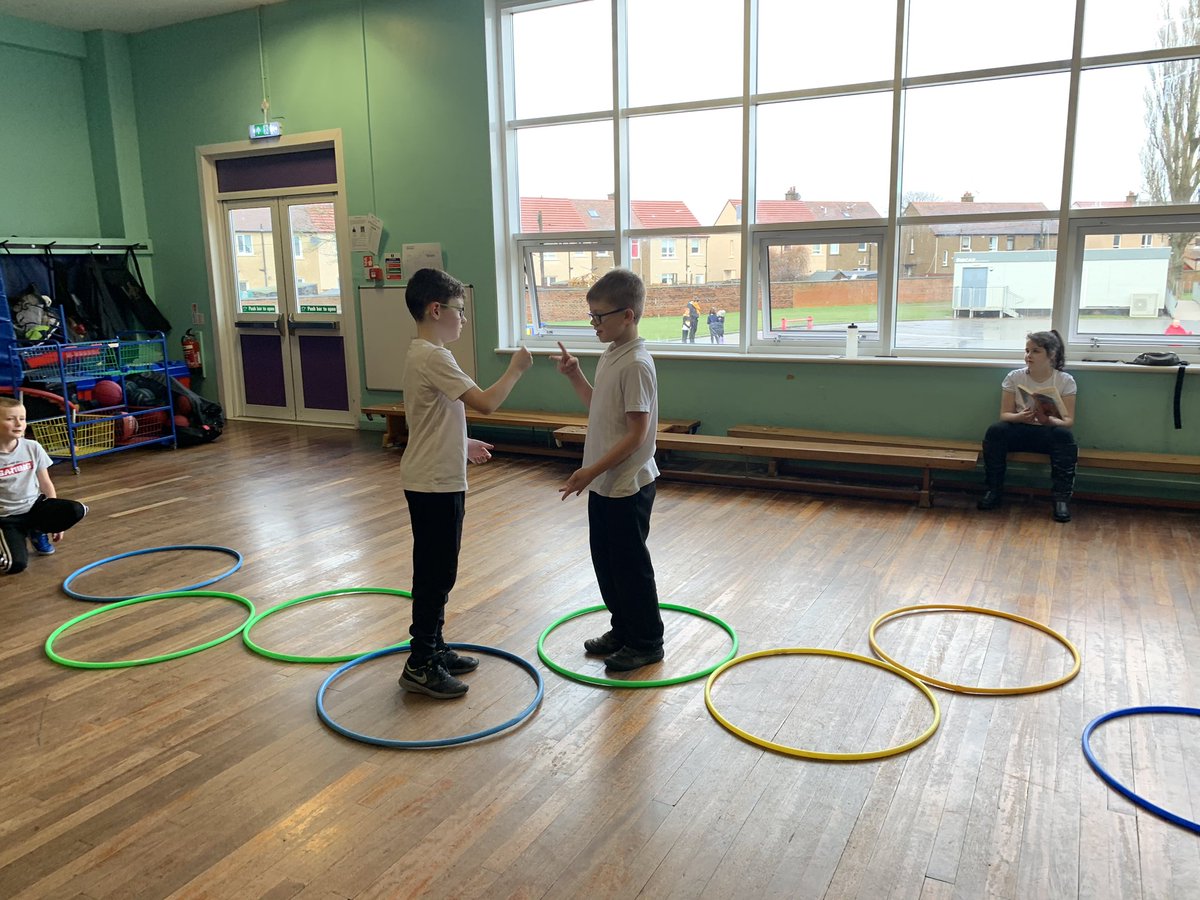 MrsSwanBX's tweet photo. During P.E. we led our own warm up game followed by a team game in our houses #BPSPupilLedLearning #BPSHWB https://t.co/lH3s8qZtoU