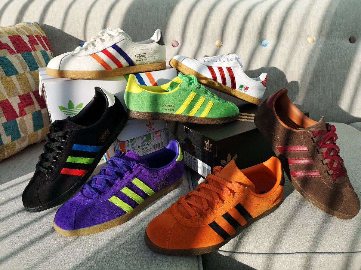3stripesadidad's tweet photo. A few Trimm's 👌💯❤️🧡💛💚💙💜🖤#adidastrimmstar #VHS #sizeexclusive #trimmmaster #adidas #colnago https://t.co/SvMakVVfYr