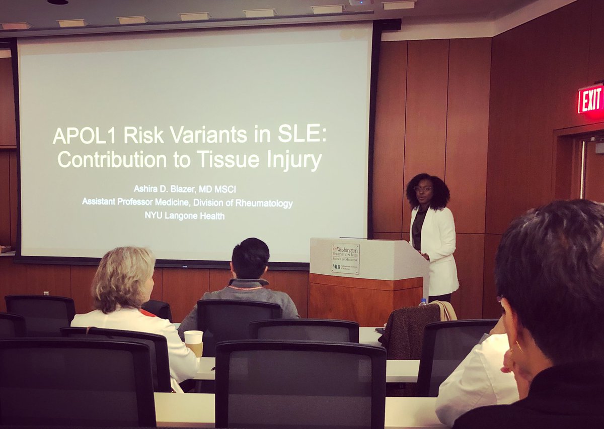WUSTL_Lupus's tweet photo. A huge thank you to Dr. Ashira Blazer from @nyulangone for coming to speak to our #rheumatologists about her work in #lupus! ๐ #systemiclupuserythematosus #WashUWolfPack #WashULupusClinic #science #APOL1 #sle #supportlupusresearch #WomenInScience #WomenInSTEM #rheumatology https://t.co/U22xfbOLPK