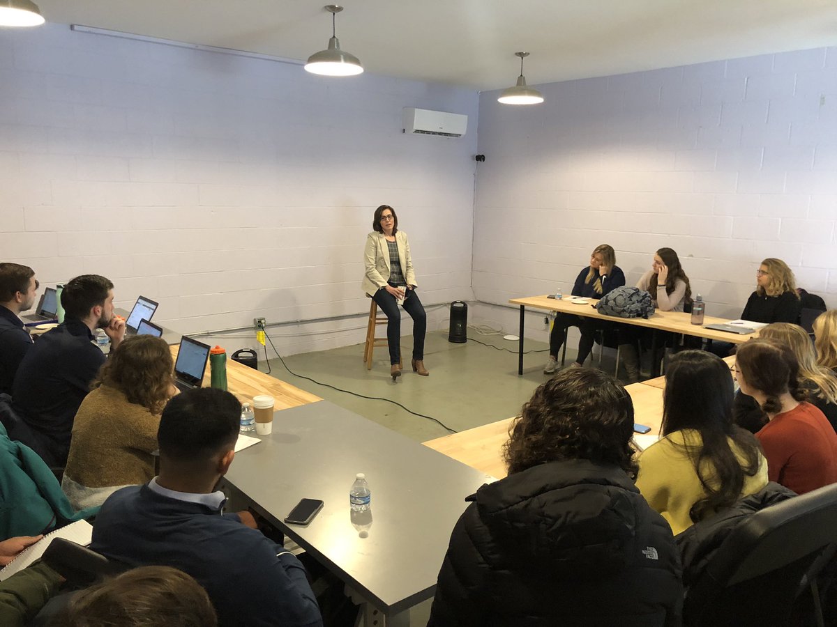 DrPangansclass's tweet photo. “I can tell myself yes everyday, I need people to challenge my ideas and vision.” Inspirational visit at the Hatch today with @codeliciousHQ CEO Christine McDonnell #ED453 #Leadership https://t.co/oZWeDlFOEg