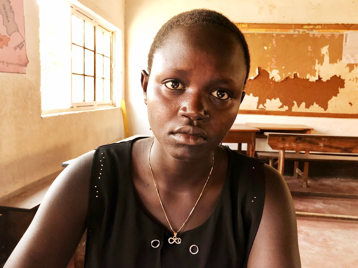 ASAH_School's tweet photo. Rose Akur just turned 19! She's in her third year of high school and enjoys being in the art club and playing netball. Rose wants to be a Minister of Education in South Sudan when she finishes her education. Happy birthday Rose!

#Birthday #Goals 
#Protect #Educate #Empower https://t.co/wNxVAuibt1