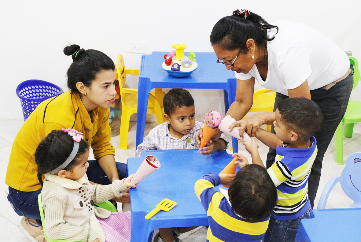 eldiosaltisimo1's tweet photo. "En la Iglesia de Niños los pequeños aprenden de las maravillas de la Palabra de Dios, son momentos llenos de alegrías y del amor de Dios"
.
.
.
#Elyonmargarita #iglesiadeniños #serviciodeniños #niños #nuevapublicación #Iglekids #childrensservice #children #newpost https://t.co/Ib2WQazHsd