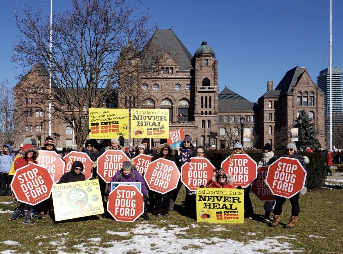 ms_magentapuppy's tweet photo. Here we go! @Sflecce @fordnation We hear you @AndreaHorwath. The laser is broken and so is the operator. #nocutstoeducation #cutshurtkids #etfostrong #redfored #solidarity #onted #istrikebecause @ElemTeachersTO @etfopresident @ETFOeducators @CP24 @CityNews @CTVToronto https://t.co/OVGvhbsfrW